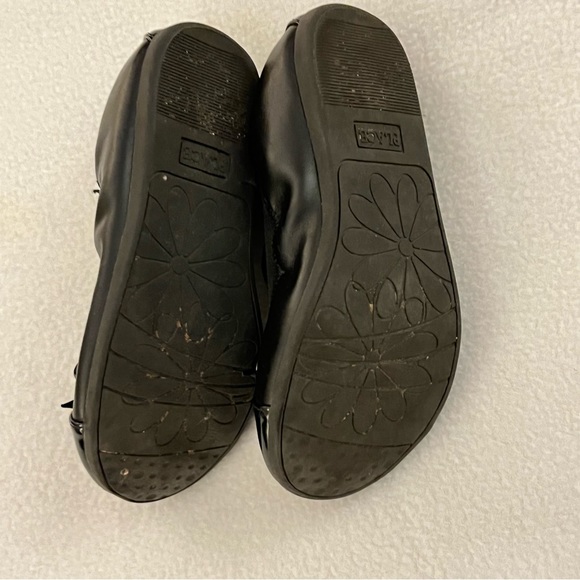 🛍️ LAST CHANCE Children’s Place Black Ballet Flats - Picture 6 of 7